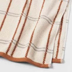 Modern Plaid Towel - Threshold™ -Haven Home Store GUEST 135d8423 ff0b 411a 9f91 ae573c348641