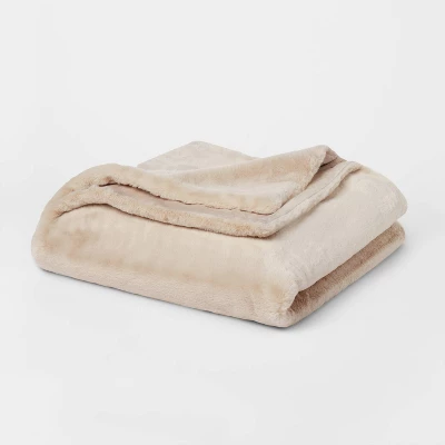 60"x80" Lush Faux Fur Bed Throw - Threshold™ 5 60"x80" Lush Faux Fur Bed Throw - Threshold™ - Image 5
