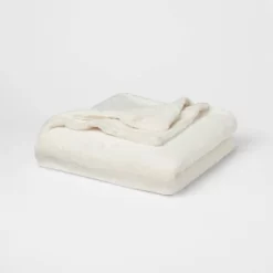 60"x80" Lush Faux Fur Bed Throw - Threshold™ 8 60"x80" Lush Faux Fur Bed Throw - Threshold™ -Haven Home Store GUEST 401c2e9f a562 421f acb7 fd63e63d92e4