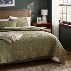 Yarn Dye Crinkle Grid Quilt - Threshold™