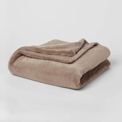 60"x80" Lush Faux Fur Bed Throw - Threshold™ 3 60"x80" Lush Faux Fur Bed Throw - Threshold™ - Image 3