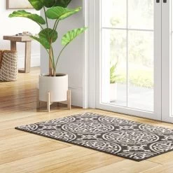 Medallion Washable Tufted And Hooked Rug - Threshold