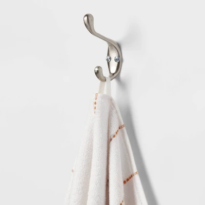 Modern Pinstriped Towel White/Yellow - Threshold™ 4 Modern Pinstriped Towel White/Yellow - Threshold™ - Image 4