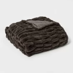 60" X 86" Faux Fur Oversized Bed Throw - Threshold Signature™ -Haven Home Store GUEST dd445366 f565 4ae7 8f14 2675be1cf726